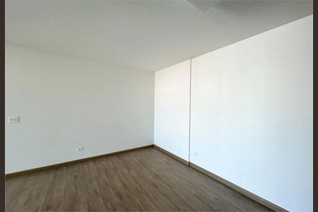 Apartamento à venda com 74m², 2 quartos e 1 vaga
