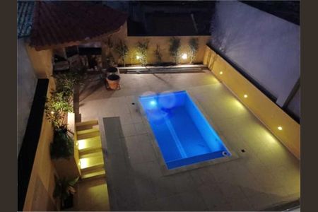 Casa à venda com 270m², 3 quartos e 6 vagas