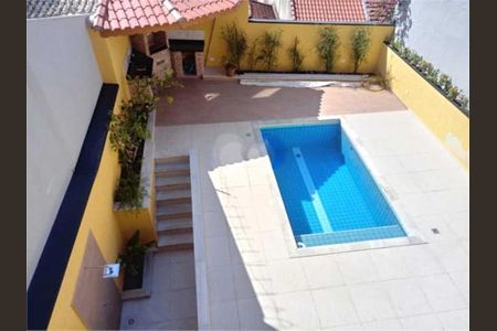 Casa à venda com 270m², 3 quartos e 6 vagas