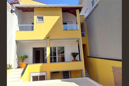 Casa à venda com 270m², 3 quartos e 6 vagas