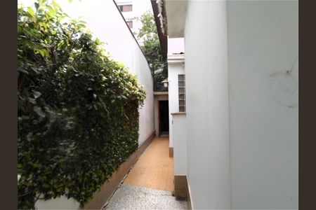 Casa à venda com 315m², 2 quartos e 1 vaga