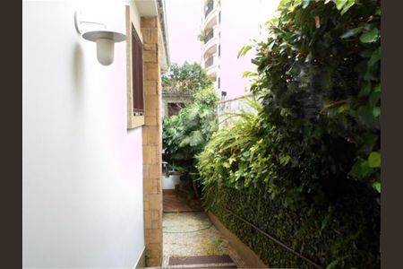 Casa à venda com 315m², 2 quartos e 1 vaga