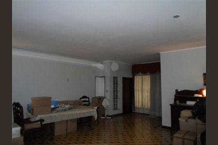 Casa à venda com 315m², 2 quartos e 1 vaga