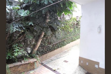 Casa à venda com 315m², 2 quartos e 1 vaga