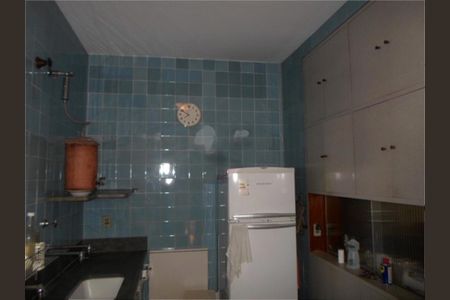 Casa à venda com 315m², 2 quartos e 1 vaga