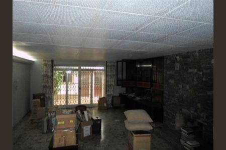 Casa à venda com 315m², 2 quartos e 1 vaga