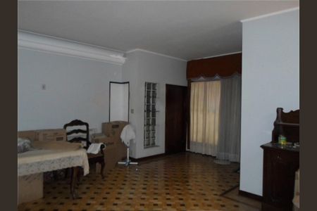 Casa à venda com 315m², 2 quartos e 1 vaga