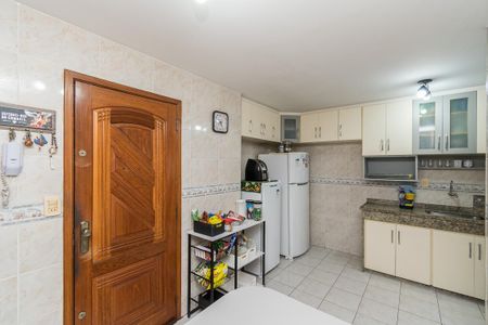 Apartamento à venda com 130m², 3 quartos e 3 vagas Apartamento à venda com 130m², 3 quartos e 3 vagasCozinha