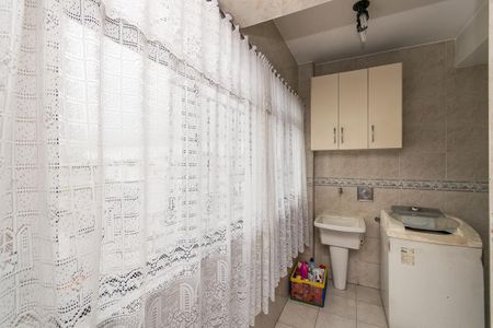 Apartamento à venda com 130m², 3 quartos e 3 vagas Apartamento à venda com 130m², 3 quartos e 3 vagasÁrea de Serviço