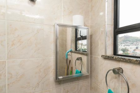 Apartamento à venda com 130m², 3 quartos e 3 vagas Apartamento à venda com 130m², 3 quartos e 3 vagasBanheiro de serviço