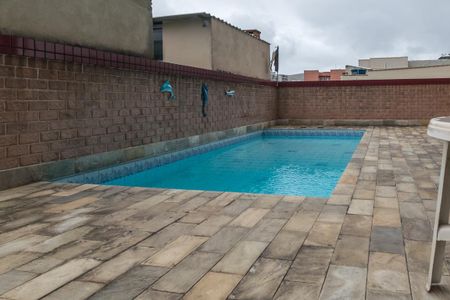 Apartamento à venda com 130m², 3 quartos e 3 vagas Apartamento à venda com 130m², 3 quartos e 3 vagasÁrea comum - Piscina