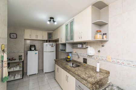 Apartamento à venda com 130m², 3 quartos e 3 vagas Apartamento à venda com 130m², 3 quartos e 3 vagasCozinha