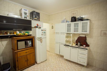 Casa à venda com 145m², 2 quartos e 2 vagas Casa à venda com 145m², 2 quartos e 2 vagasCozinha
