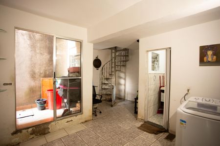 Casa à venda com 145m², 2 quartos e 2 vagas Casa à venda com 145m², 2 quartos e 2 vagasÁrea de Serviço