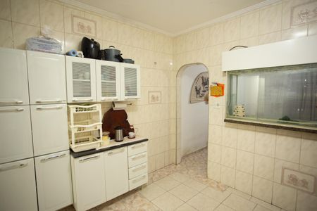 Casa à venda com 145m², 2 quartos e 2 vagas Casa à venda com 145m², 2 quartos e 2 vagasCozinha