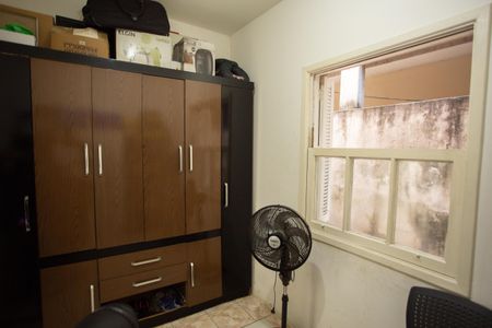 Casa à venda com 145m², 2 quartos e 2 vagas Casa à venda com 145m², 2 quartos e 2 vagasQuarto 1