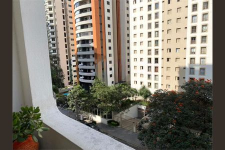 Apartamento à venda com 66m², 2 quartos e 1 vaga