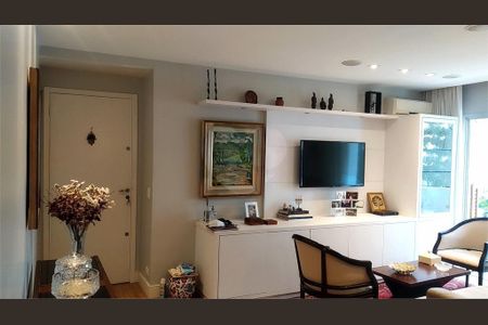 Apartamento à venda com 66m², 2 quartos e 1 vaga