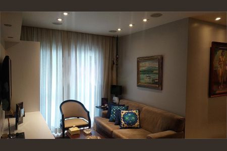 Apartamento à venda com 66m², 2 quartos e 1 vaga