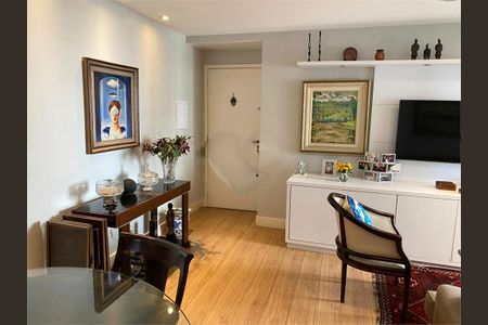 Apartamento à venda com 66m², 2 quartos e 1 vaga