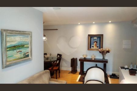 Apartamento à venda com 66m², 2 quartos e 1 vaga