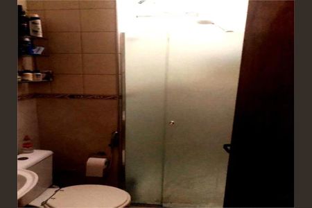 Casa à venda com 70m², 2 quartos e 1 vaga