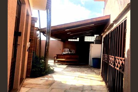 Casa à venda com 70m², 2 quartos e 1 vaga