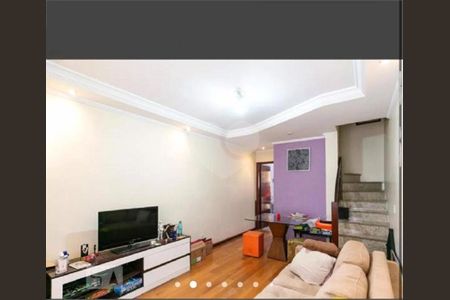 Casa à venda com 70m², 2 quartos e 1 vaga