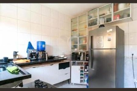 Casa à venda com 70m², 2 quartos e 1 vaga