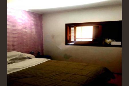 Casa à venda com 70m², 2 quartos e 1 vaga