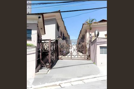 Casa à venda com 70m², 2 quartos e 1 vaga