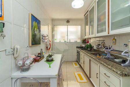 Casa à venda com 131m², 3 quartos e 3 vagas