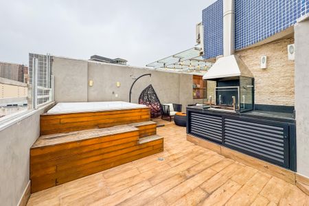 Apartamento à venda com 155m², 2 quartos e 2 vagasCobertura - Churrasqueira e Jacuzzi
