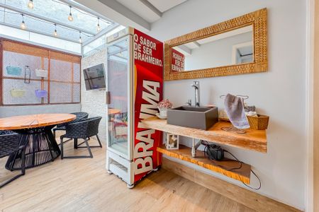 Apartamento à venda com 155m², 2 quartos e 2 vagasCobertura - Banheiro 