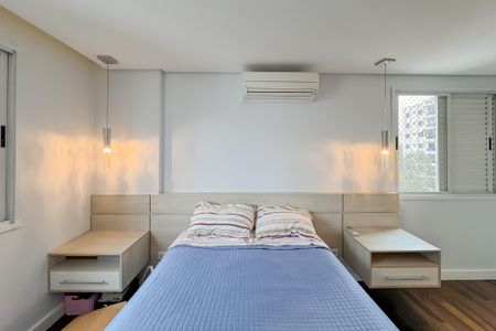 Apartamento à venda com 155m², 2 quartos e 2 vagasSuíte