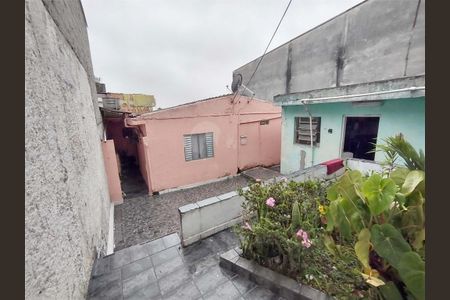 Casa à venda com 130m², 5 quartos e sem vaga
