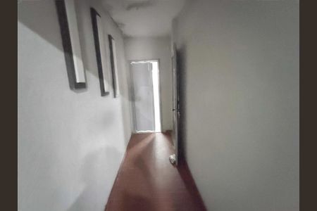 Casa à venda com 130m², 5 quartos e sem vaga