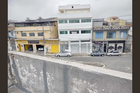 Casa à venda com 130m², 5 quartos e sem vaga