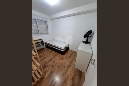 Apartamento à venda com 34m², 2 quartos e sem vaga