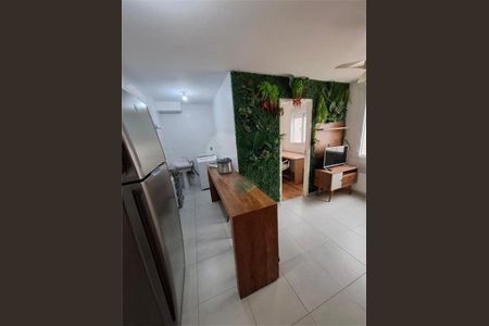 Apartamento à venda com 34m², 2 quartos e sem vaga
