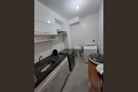 Apartamento à venda com 34m², 2 quartos e sem vaga