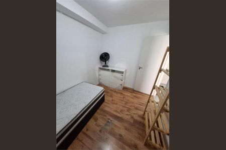 Apartamento à venda com 34m², 2 quartos e sem vaga