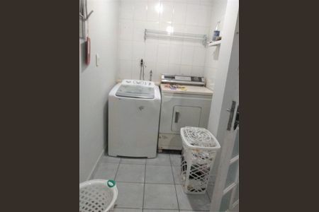 Casa à venda com 203m², 3 quartos e 2 vagas