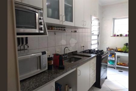 Casa à venda com 203m², 3 quartos e 2 vagas