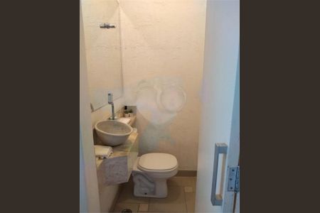 Casa à venda com 203m², 3 quartos e 2 vagas