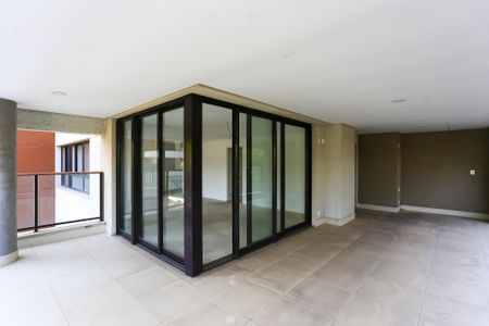 Varanda de apartamento à venda com 4 quartos, 230m² em Morumbi, São Paulo