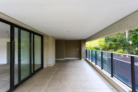 Varanda de apartamento à venda com 4 quartos, 230m² em Morumbi, São Paulo