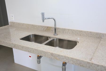 Apartamento à venda com 230m², 4 quartos e 4 vagasCozinha