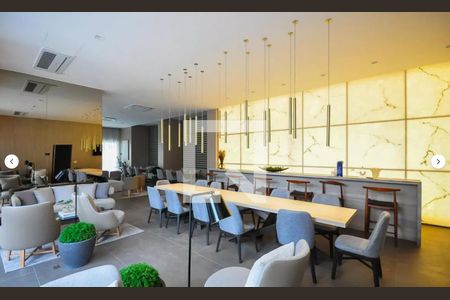 Apartamento à venda com 230m², 4 quartos e 4 vagasÁrea comum - Salão de festas