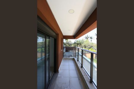 Apartamento à venda com 230m², 4 quartos e 4 vagasVaranda da Suíte 4